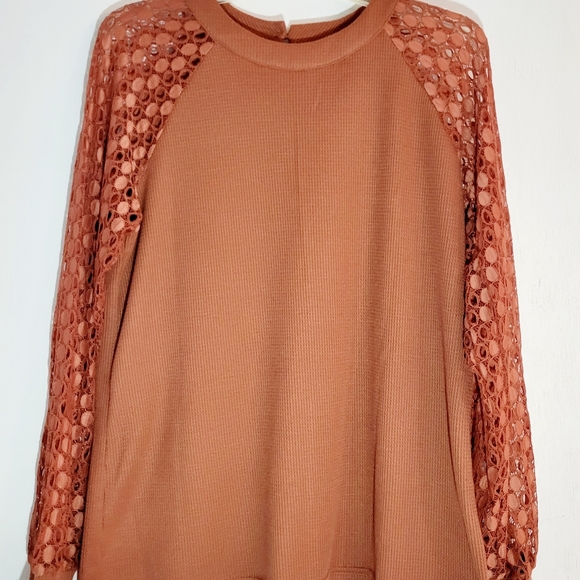 Long sleeve waffle texture copper colored open sleeve top - Picture 2 of 7
